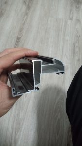 چه مواردی در قیمت پروفیل تاثیر گذار است