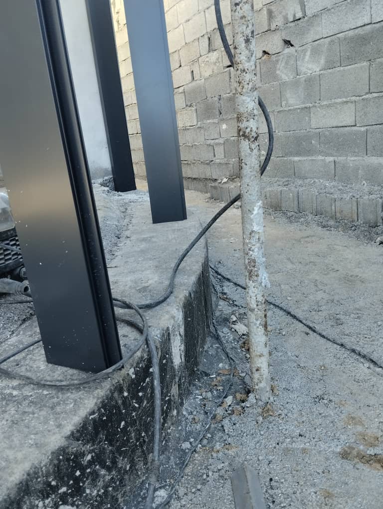 خرید مستقیم اجزای کرتین وال؛ مولیون و ترنزوم آماده تحویل