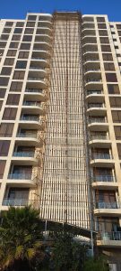 نکات کلیدی در طراحی و اجرای نمای شیشه‌ای مدرن