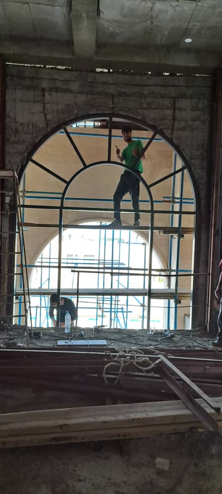 Detail مقطع افقی کرتین وال با فریم مخفی (Frameless Horizontal Section)