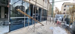 نمای کرتین وال یا فریم لس؟ بررسی تفاوت‌ها و انتخاب بهتر برای پروژه شما