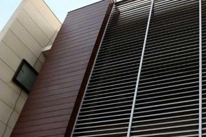 نکات حرفه‌ای در اجرای لوور دوکی و مستطیلی نمای ساختمان