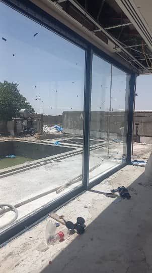 تمرکز بر تفاوت‌های ساختاری و جزئیات اجرایی نمای فریم لس