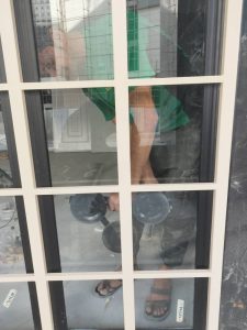 ویژگی‌های خاص درب شیشه‌ای لیفت اند اسلاید