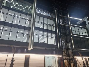 بررسی بهترین متریال در نمای کرتین وال