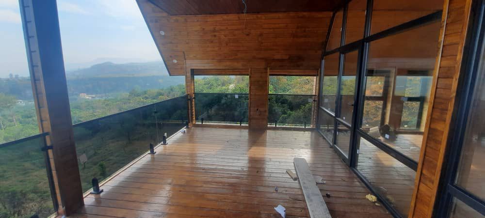 جان‌پناه ایمن مناسب بالکن‌ها