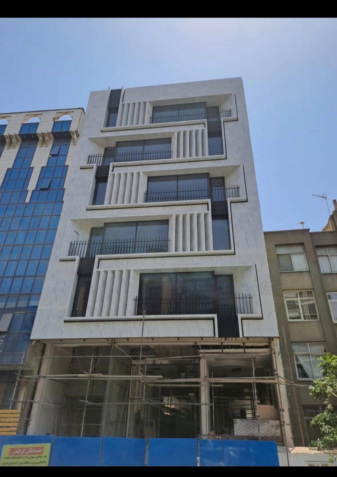 کاربرد نمای فریم‌لس در ساختمان